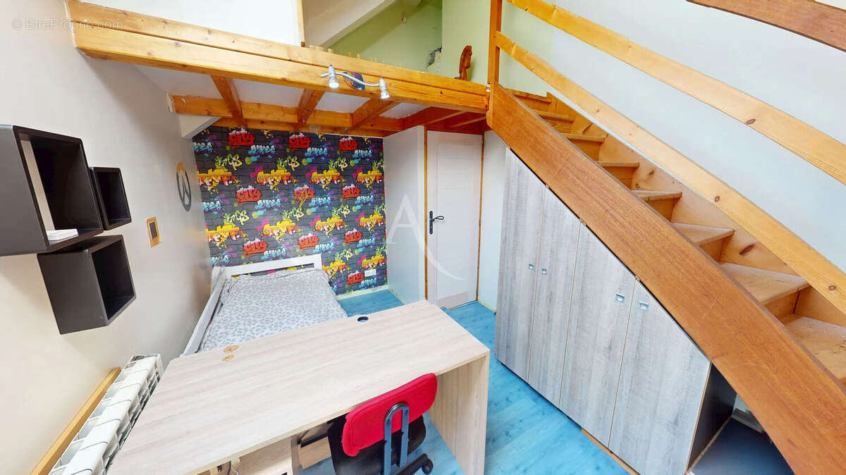 Maison Fay aux Loges 8 pièce(s) - 187 m² - photo 6