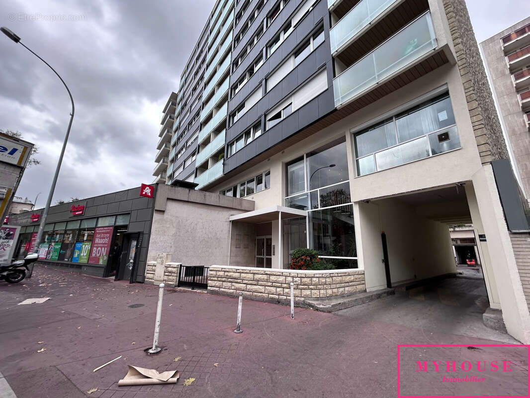 Commerce à MONTROUGE