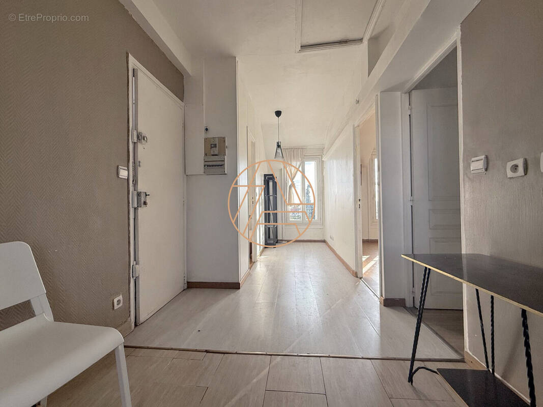 Appartement à SAINT-MAUR-DES-FOSSES