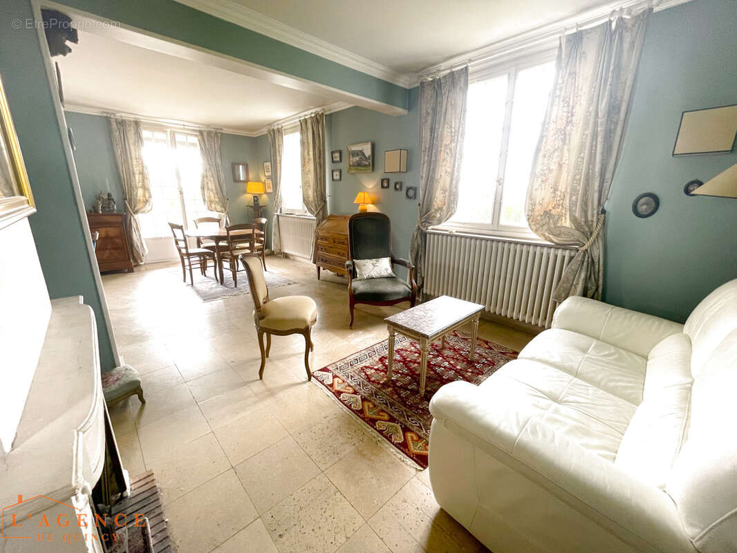 Maison à QUINCY-VOISINS