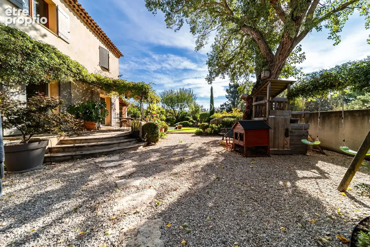 Maison à vendre à Cabrières-d'Avignon : 160 m² de charme avec piscine - photo 5