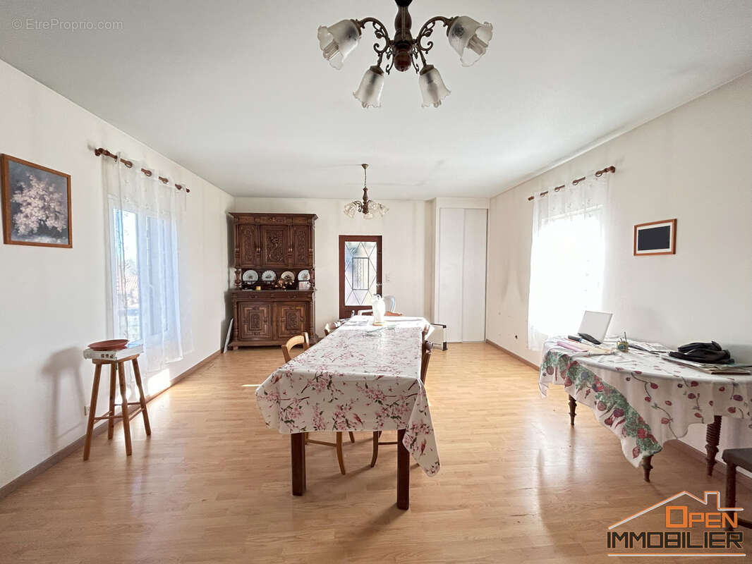 Maison à SARLAT-LA-CANEDA