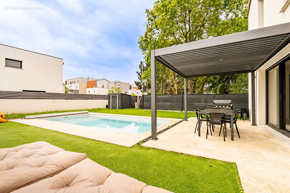 Maison contemporaine 2024 - 112 m² , Piscine Les Sorinières / limite Vertou - photo 3