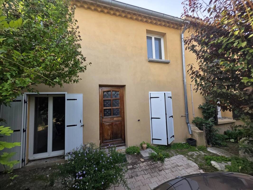 Maison à MONTELIMAR