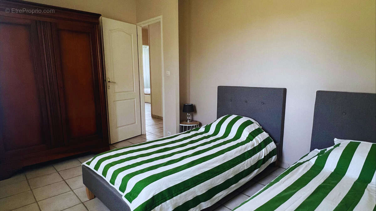 Maison à MONDONVILLE