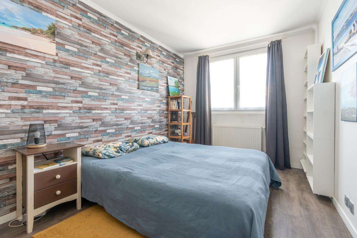 Appartement à SAINT-MAUR-DES-FOSSES
