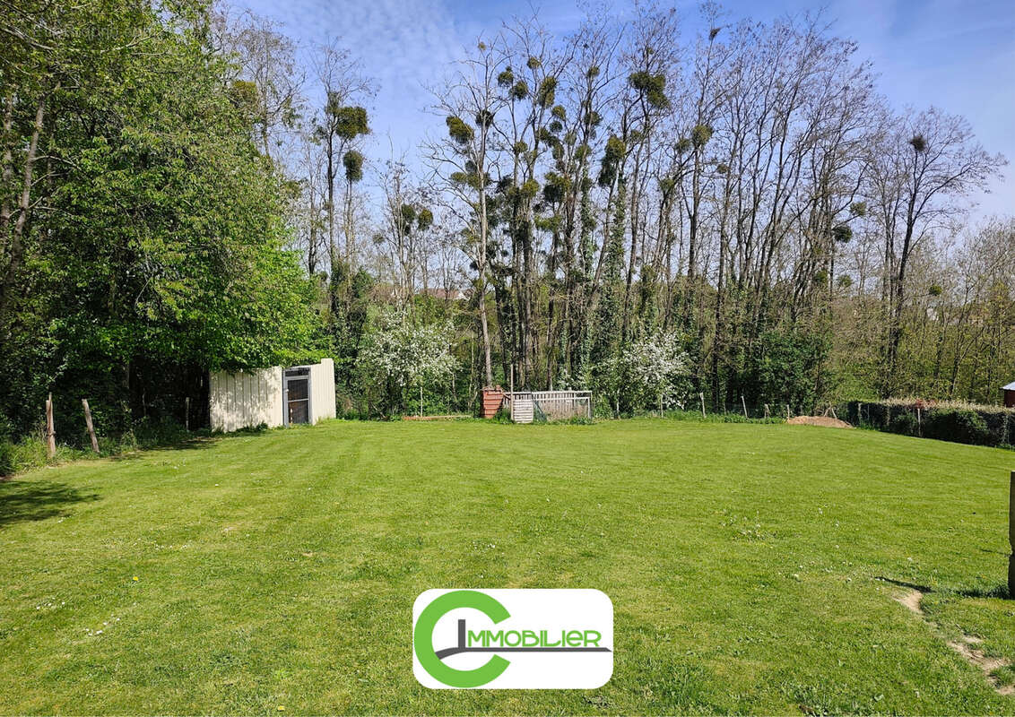 Maison à SAINT-CALAIS