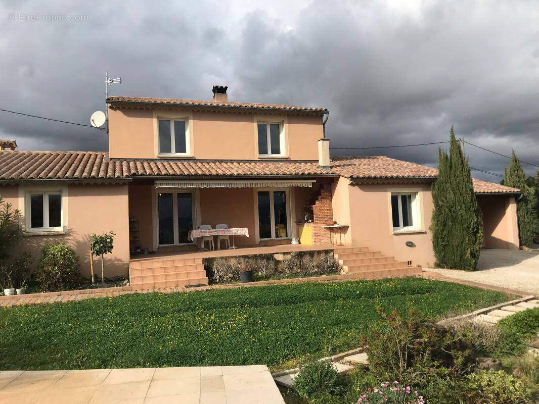 Maison à RASTEAU
