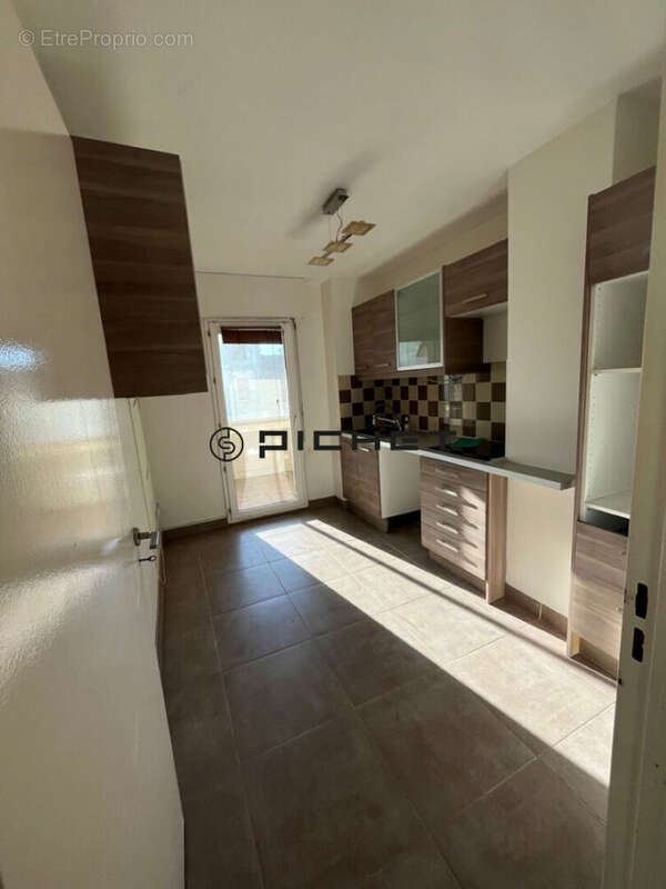 Appartement à MARSEILLE-9E