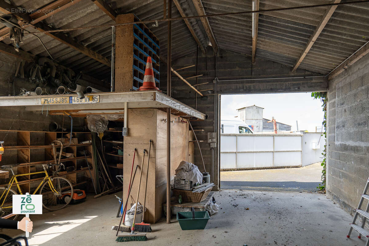 Maison à LES HERBIERS