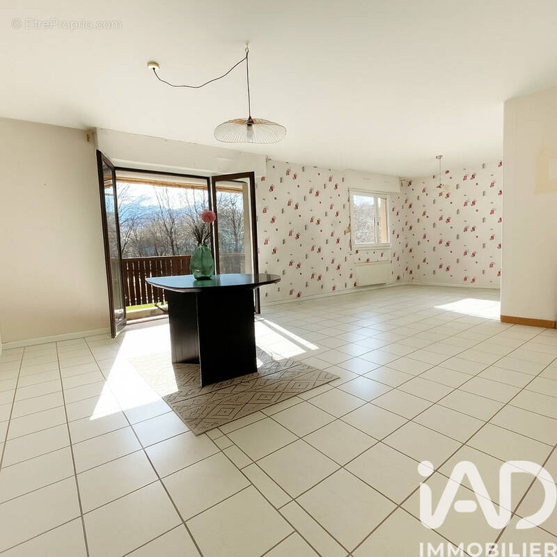 Photo 1 - Appartement à BARBERAZ