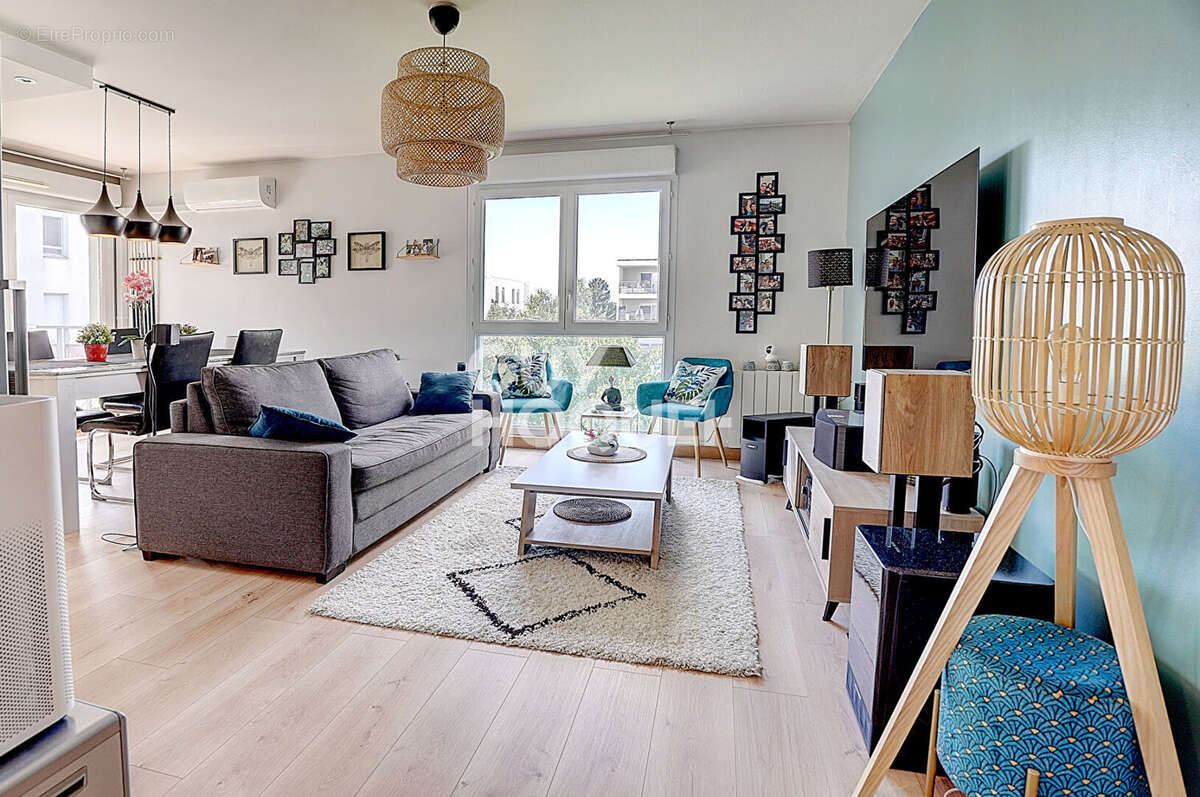 Appartement à VAULX-EN-VELIN