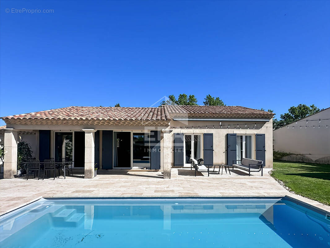 Maison à MOLLEGES