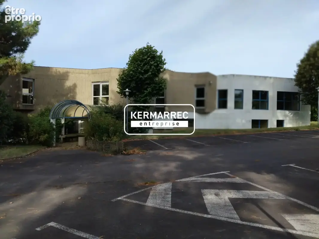 Commerce 1 880 m² à vendre à Cesson-Sevigne (35510) - photo 2