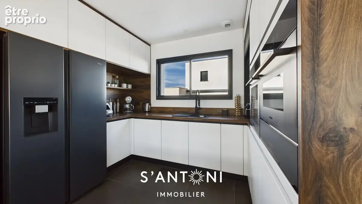 SERIGNAN - Villa contemporaine avec piscine et prestations haut de gamme - photo 6