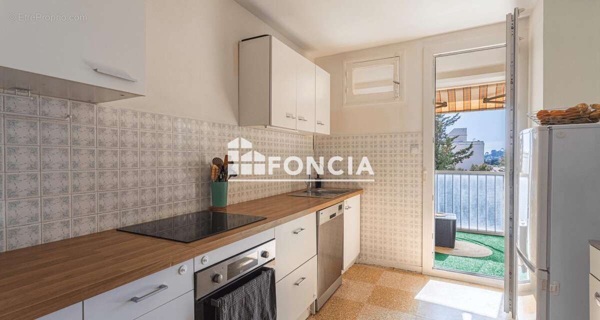 T3 Loué 62 M2 lumineux avec terrasse Toulon Saint-Musse - photo 4