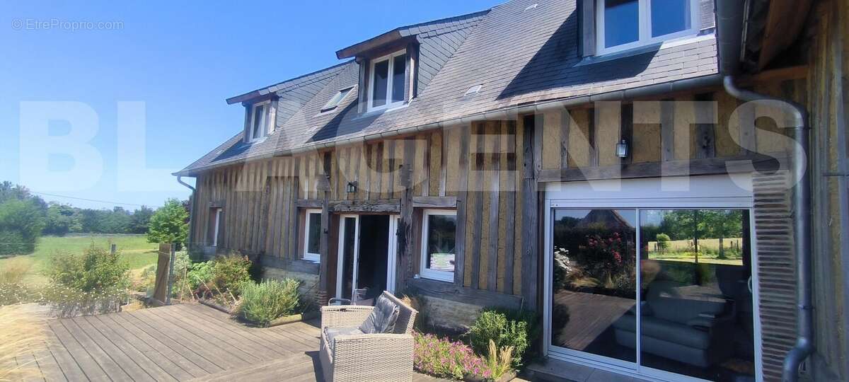 1752321865658 - Maison à CREVECOEUR-EN-AUGE