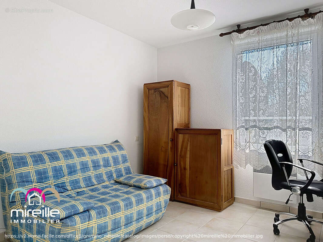 Maison à JONQUIERES-SAINT-VINCENT