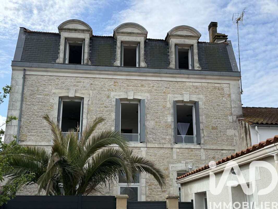 Appartement 317 m² à Fouras  - photo 4