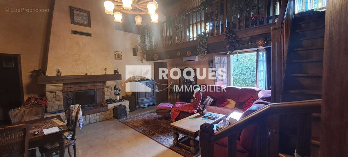 Maison à LE CAYLAR