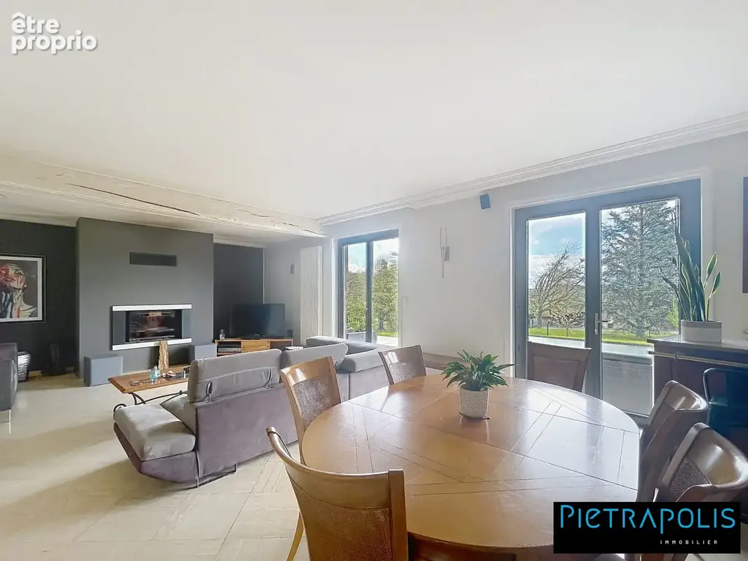 Maison 7 pièces 278 m² à vendre à Corcelles-En-Beaujolais (69220) - photo 5