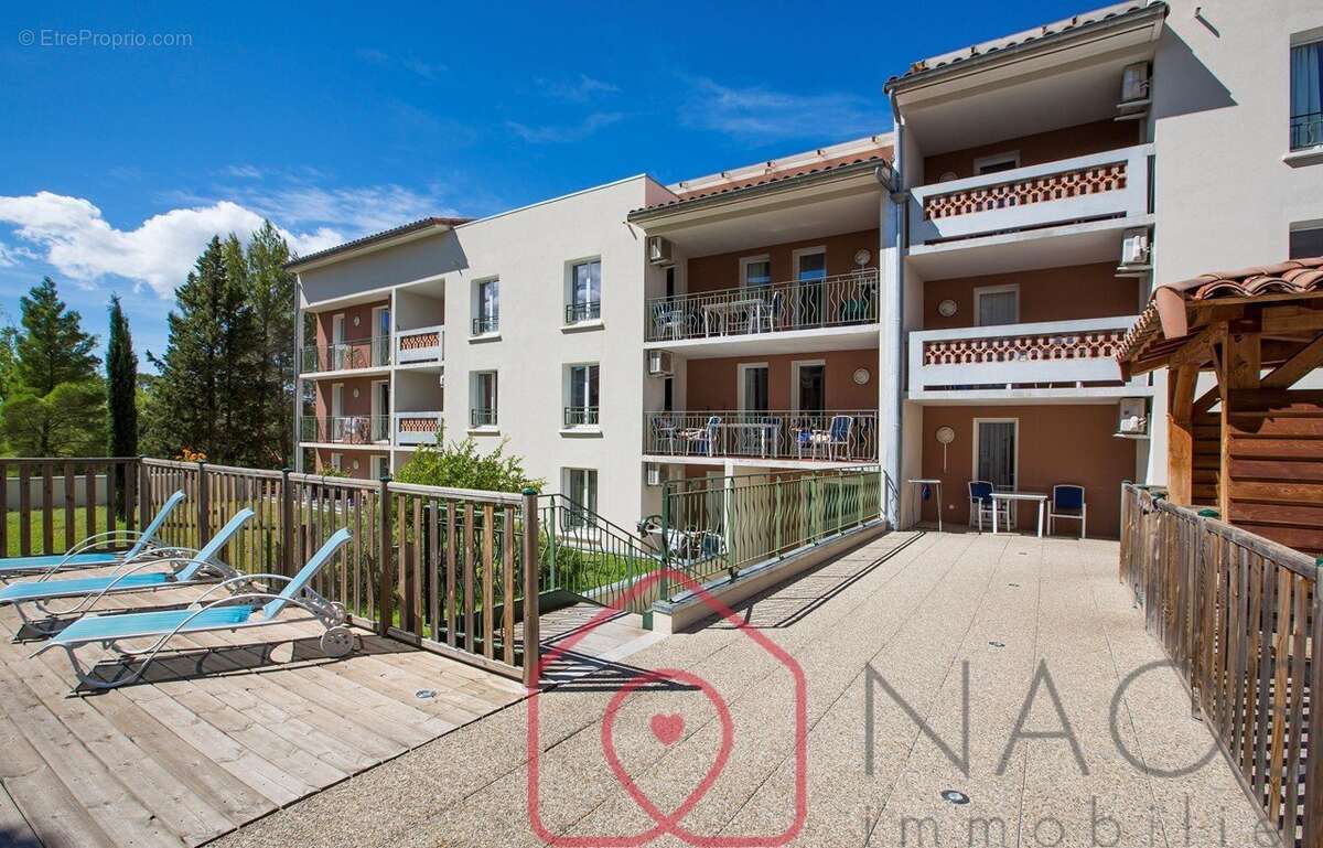 Appartement à GREOUX-LES-BAINS