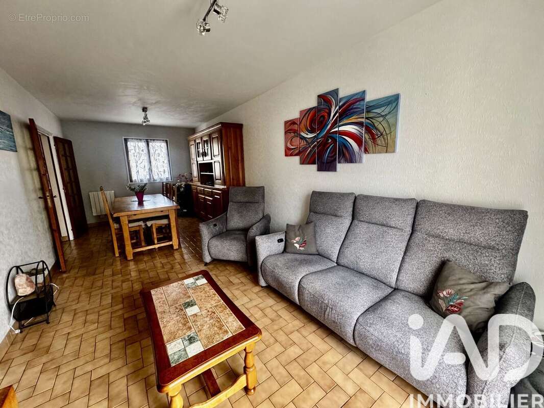 Photo 2 - Maison à VAUJOURS