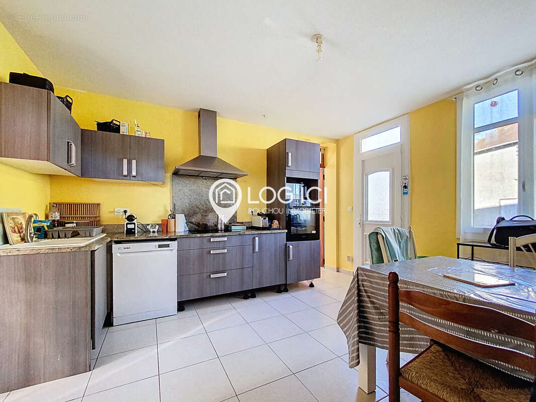 Maison à CAUBIOS-LOOS