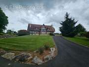 Maison à SAINT-GEORGES-EN-AUGE