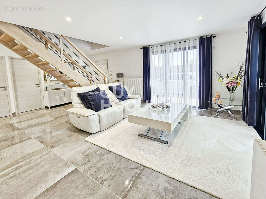 Maison à TOURNAN-EN-BRIE