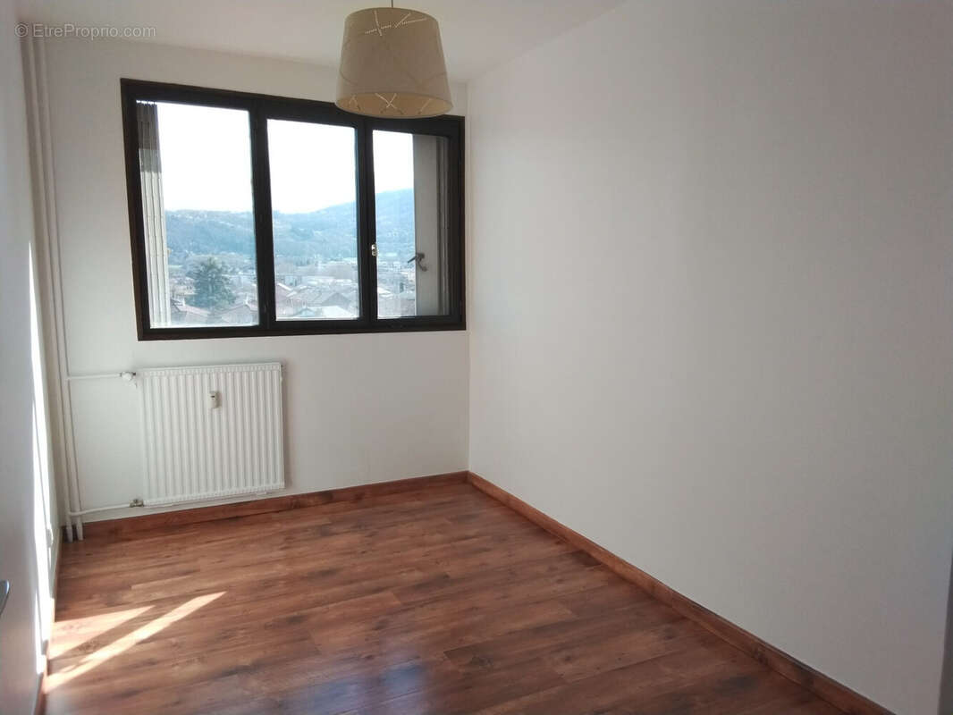 Appartement 77 m² à Echirolles  - photo 9