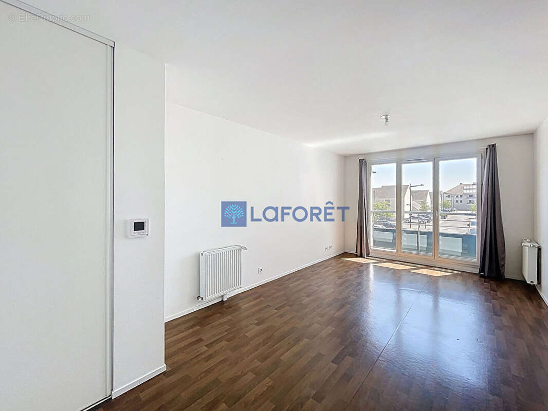 Appartement à SAINT-PIERRE-DU-PERRAY