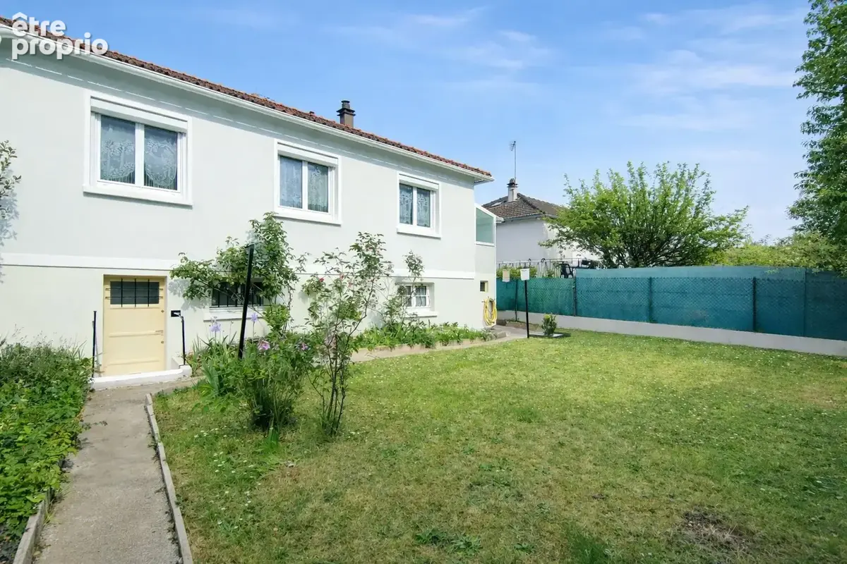 Maison à VAUHALLAN