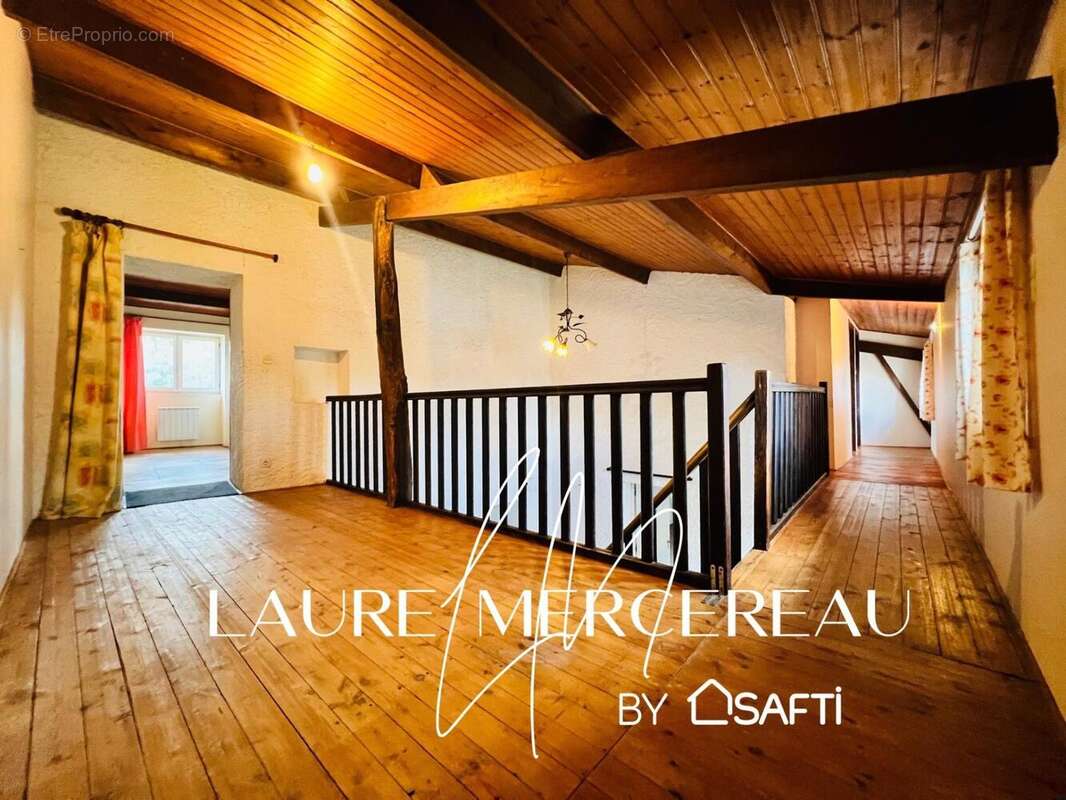 Photo 7 - Maison à SAINT-ETIENNE-DU-BOIS