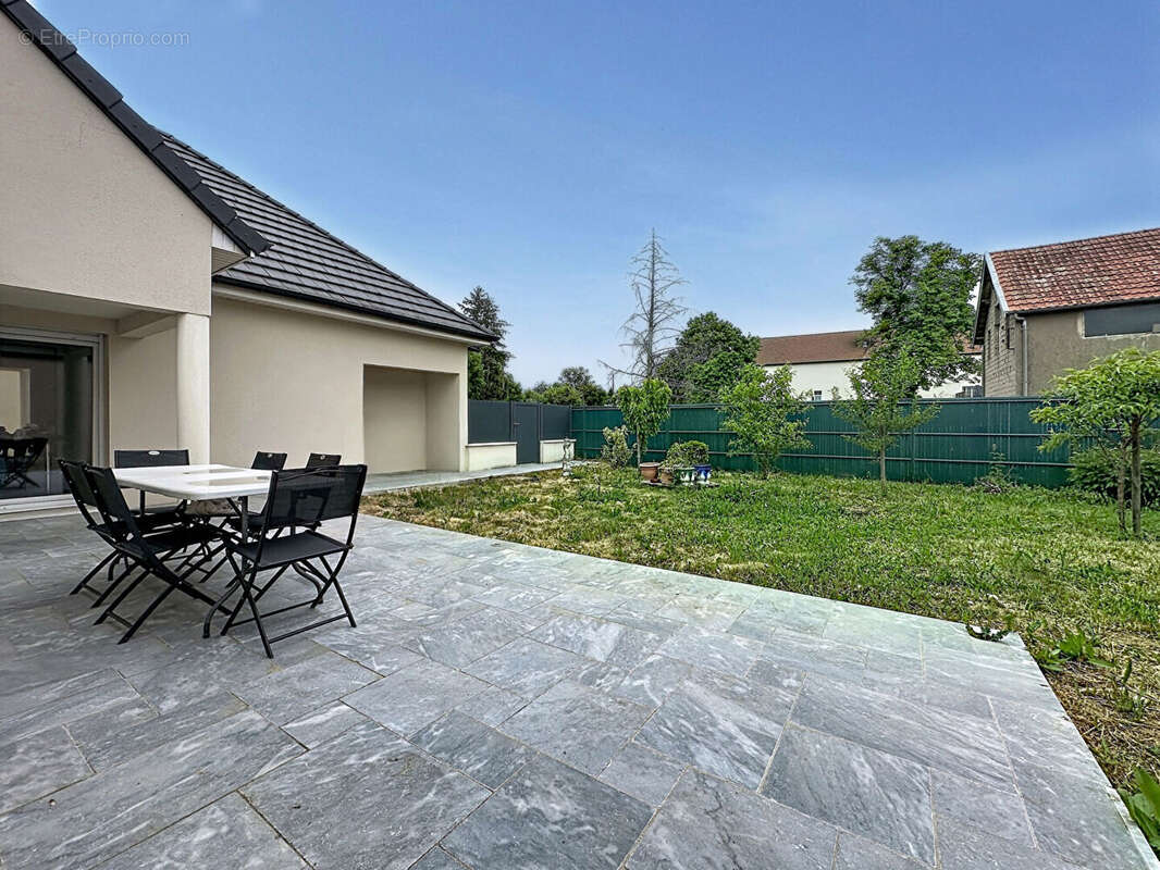 Maison de 160 m2 - FENAY/DOMOIS - photo 13