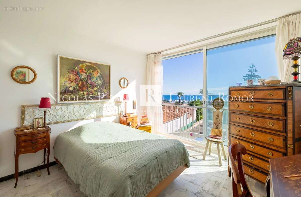 Appartement à BEAULIEU-SUR-MER