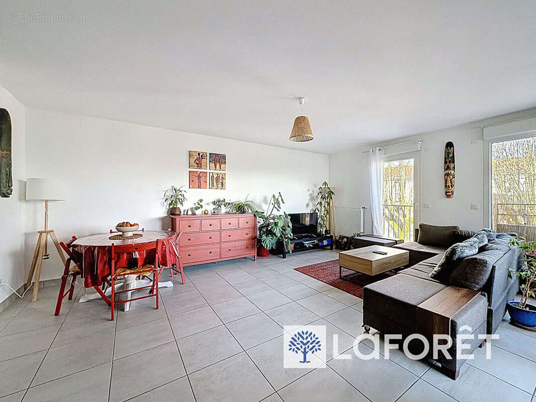 Appartement à CHAMPAGNE-AU-MONT-D'OR