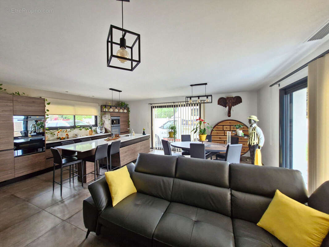 Contemporaine de charme avec studio indépendant de 35 m² - photo 2