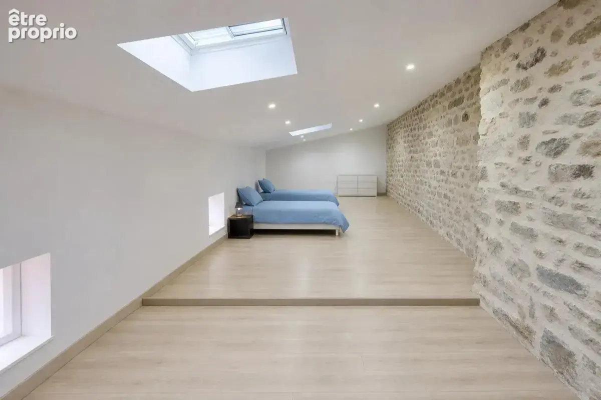 Maison en pierre rénovée à Saint-Paul-le-Jeune - photo 10