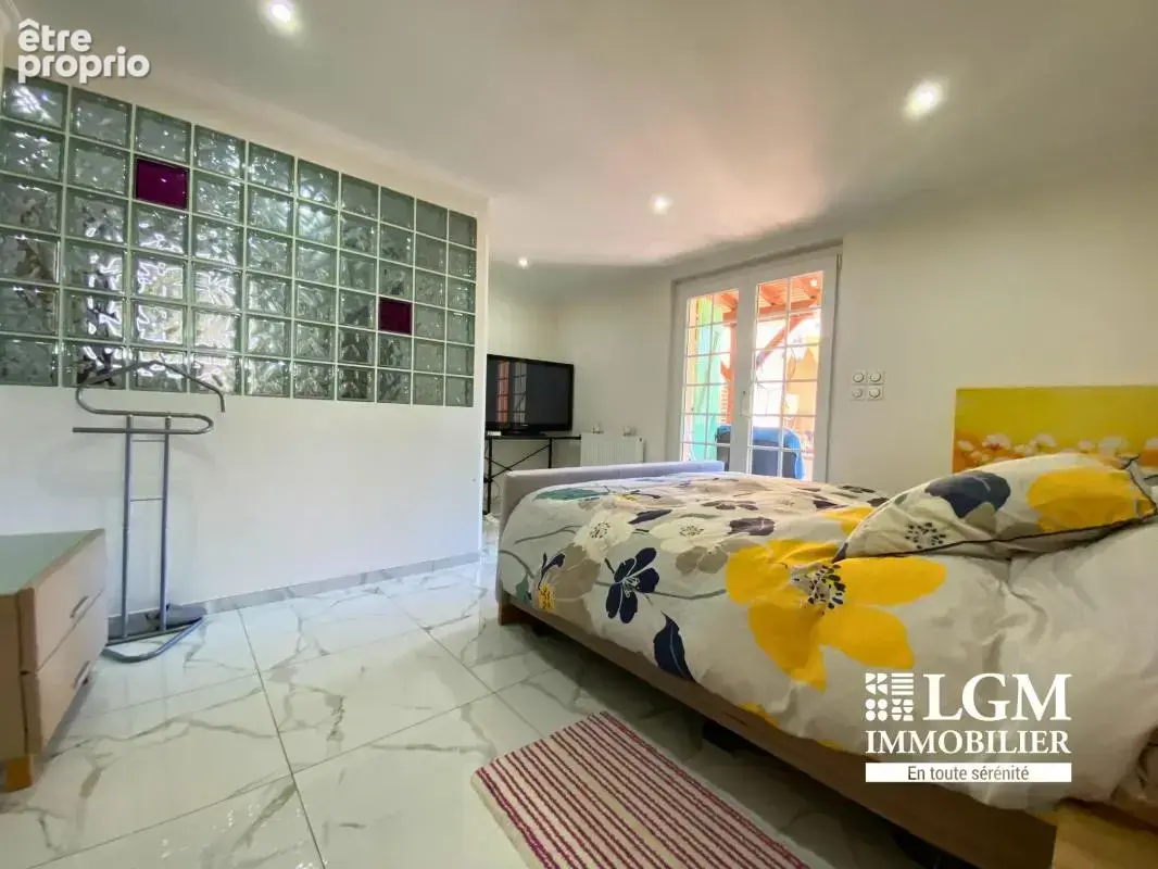 Albefeuille-Lagarde, Villa de plain-pied avec loft et piscine d'exception - photo 7