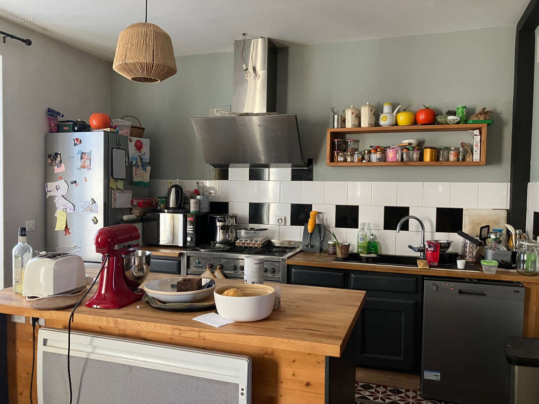 Maison à PUY-L&#039;EVEQUE