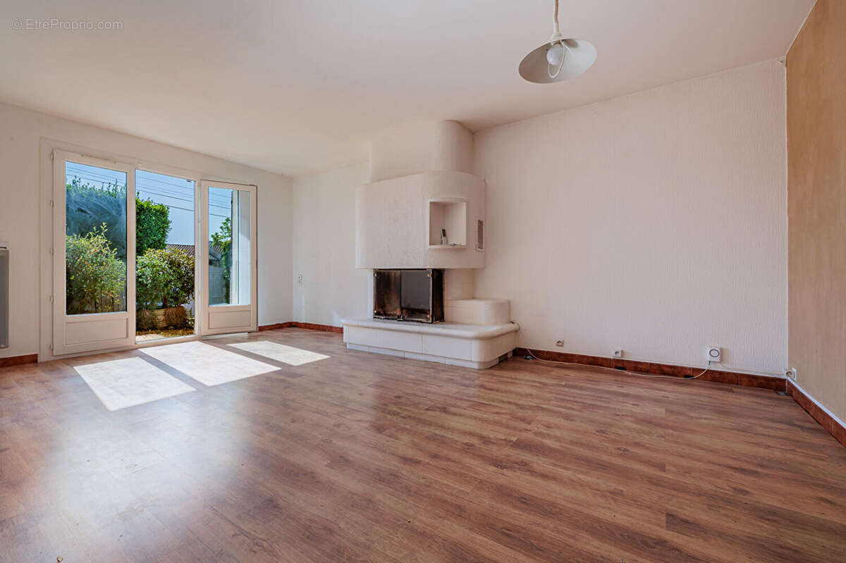 Maison Villeneuve Tolosane 4 pièces 85 m2 - photo 2