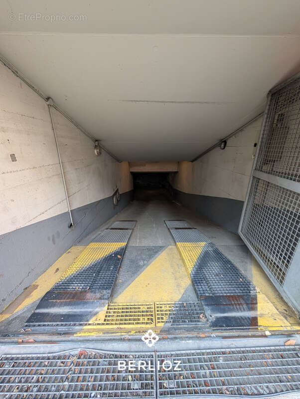 Parking à GRENOBLE