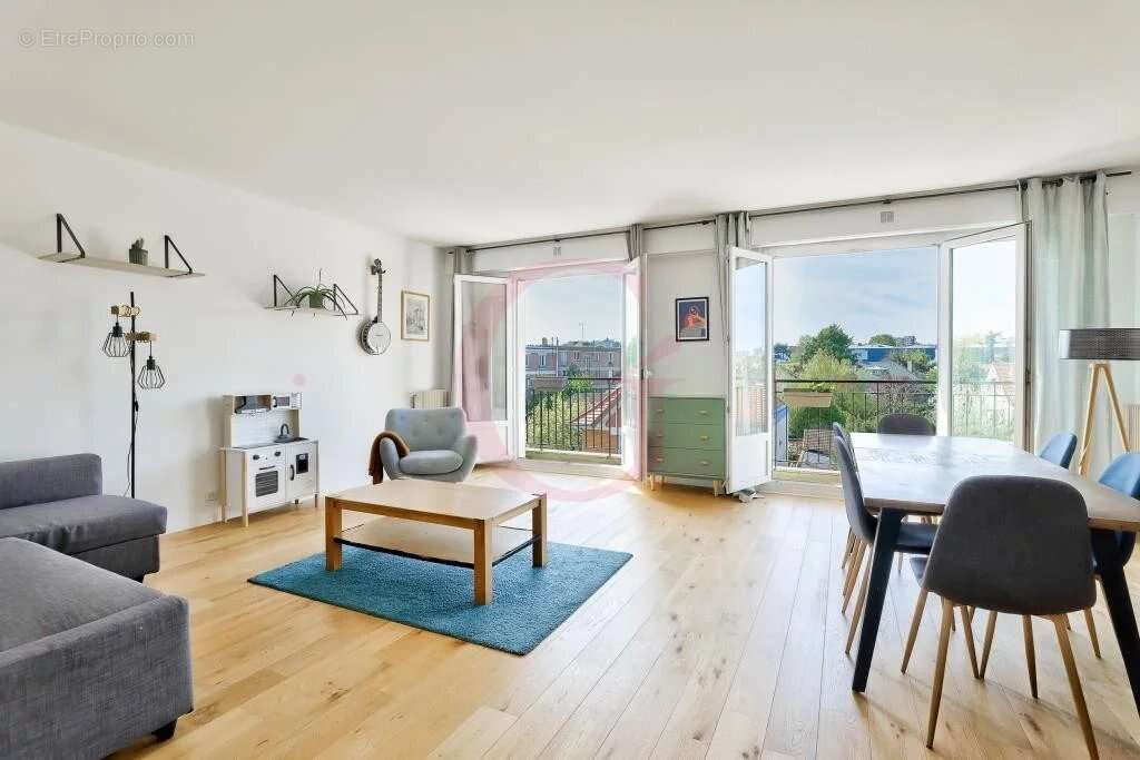 Appartement à BOURG-LA-REINE
