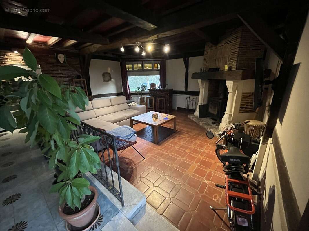 Maison à CREON-D'ARMAGNAC