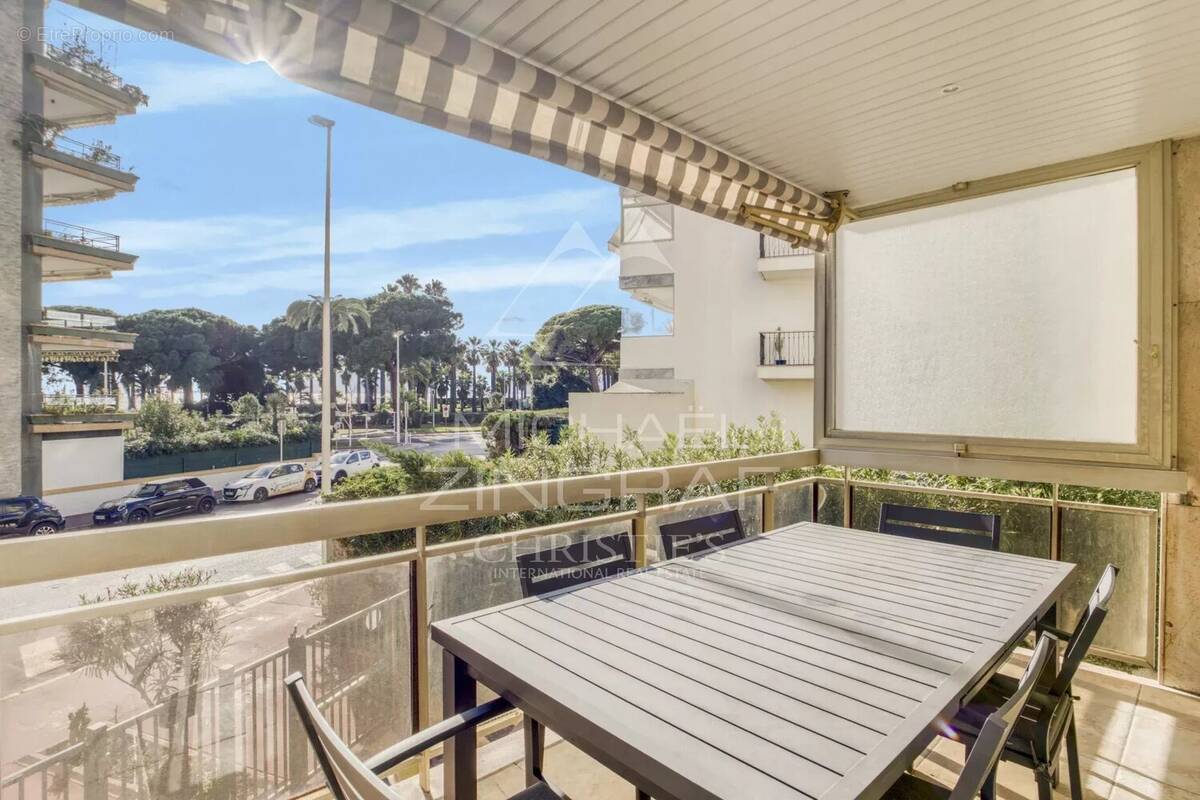 Appartement à CANNES