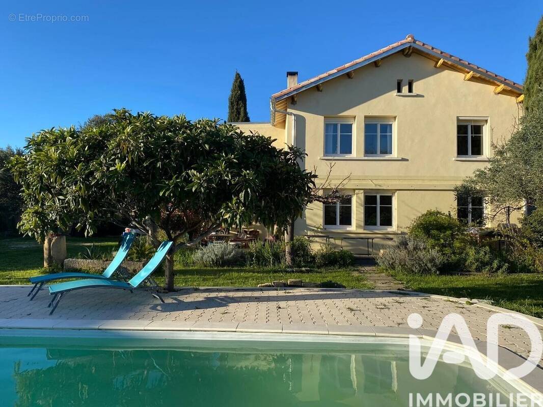 Photo 1 - Maison à REMOULINS