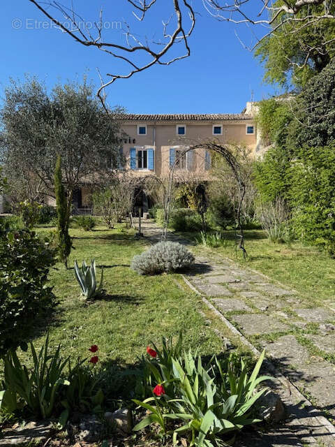 Maison à MALAUCENE