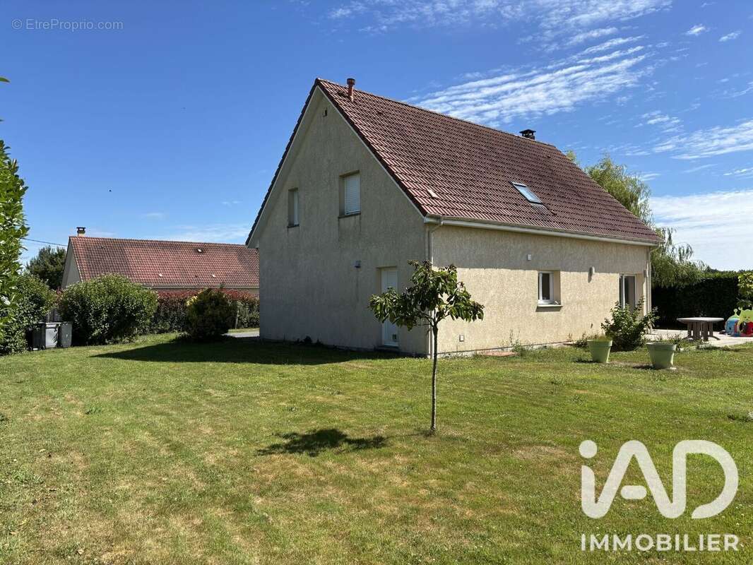 Photo 3 - Maison à THIERVILLE