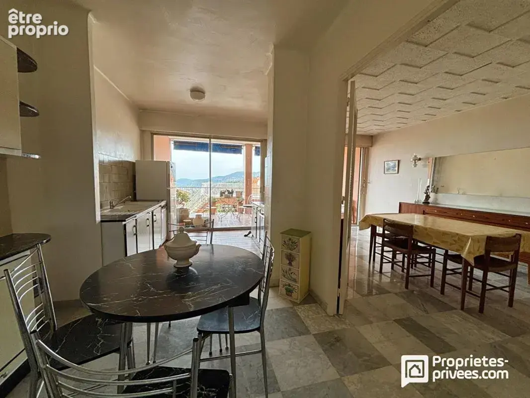 Appartement spacieux avec terrasse et parking, quartier Saint-François - Grasse - photo 6